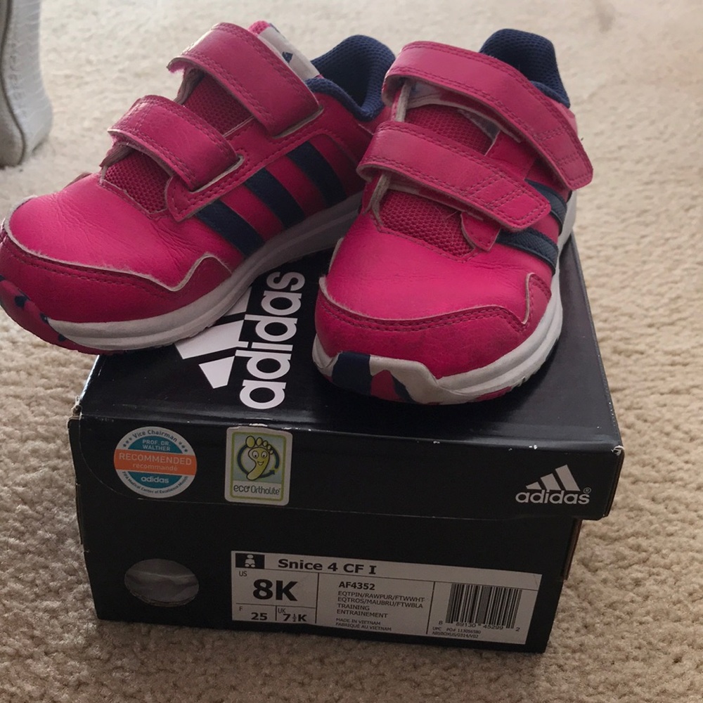 Shoes girls pink adidas